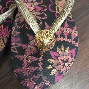 Womens Havaianas flip flop size 11